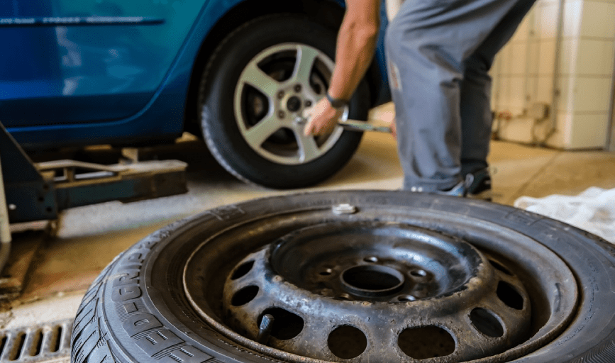 FLAT TIRE CHANGE
